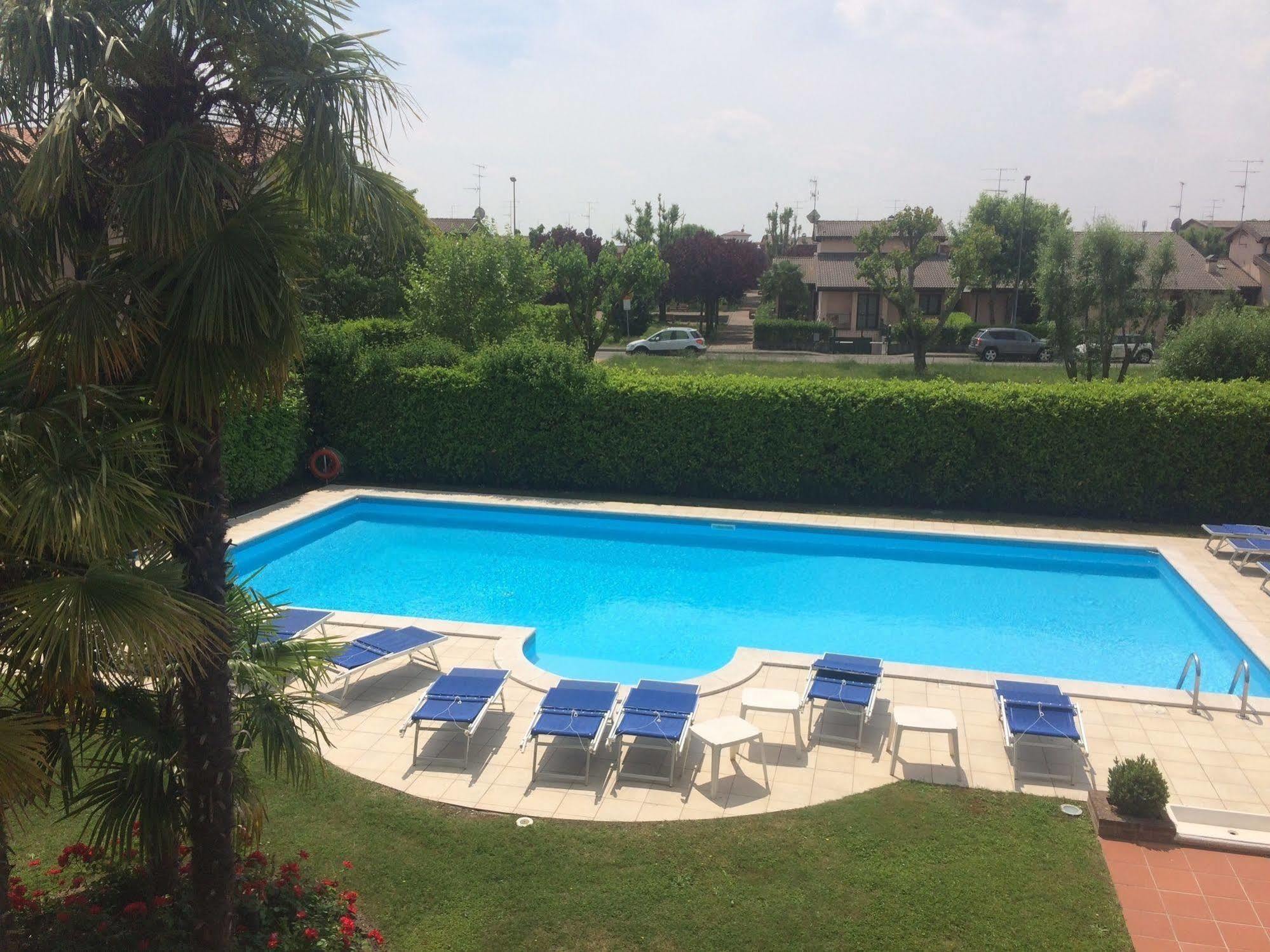 Bolero Hotel 3*